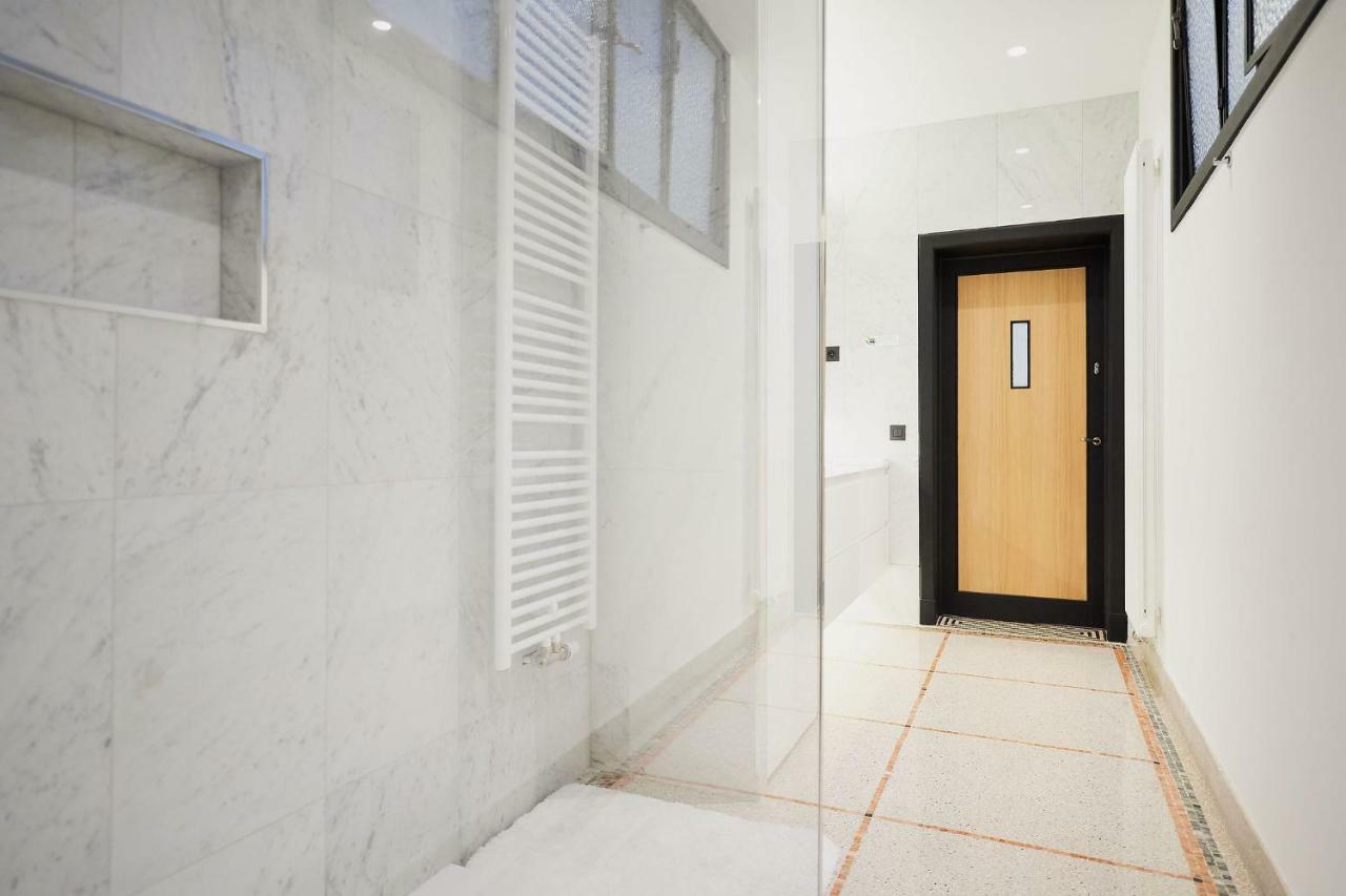 B&B Suites 124 Saint-Gilles Екстериор снимка