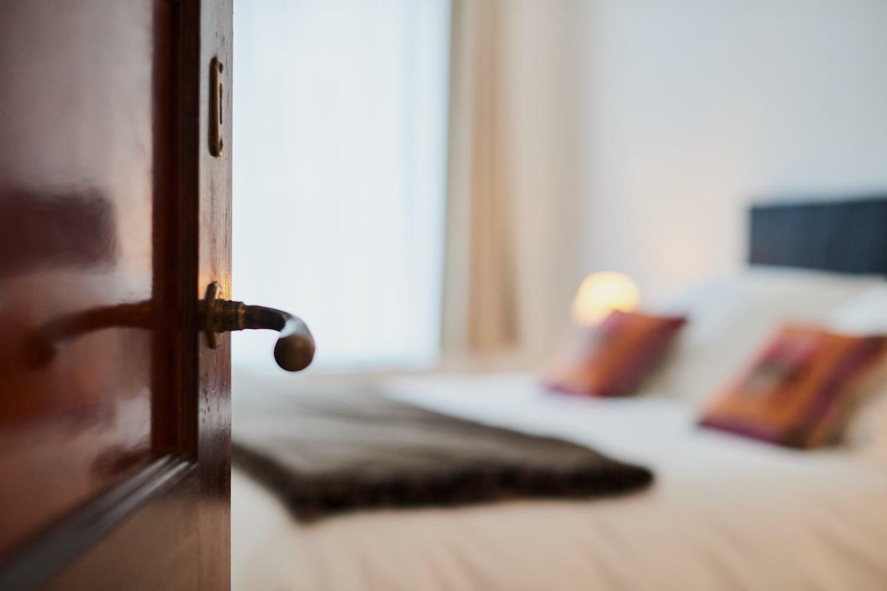 B&B Suites 124 Saint-Gilles Екстериор снимка